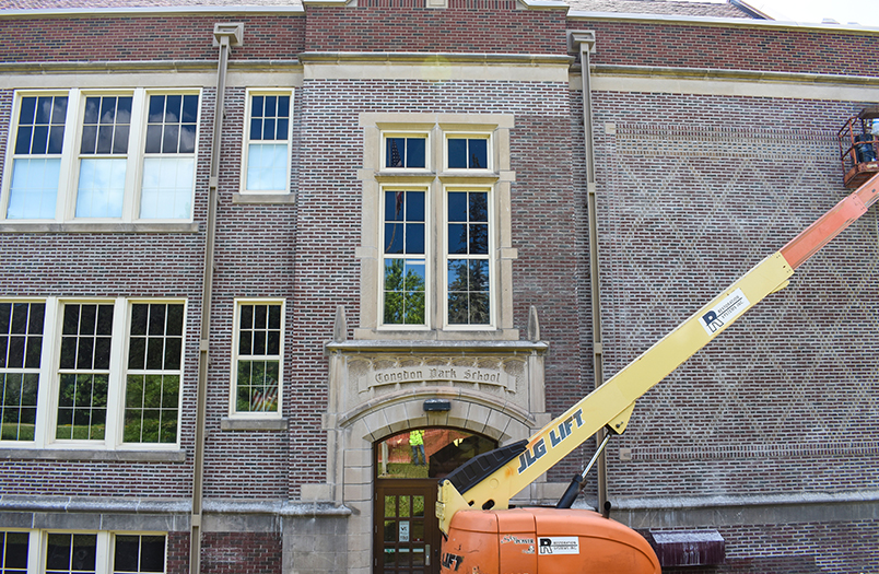 Congdon Park Elementary School in Duluth, Minnesota showing completed masonry facade restoration by RSI